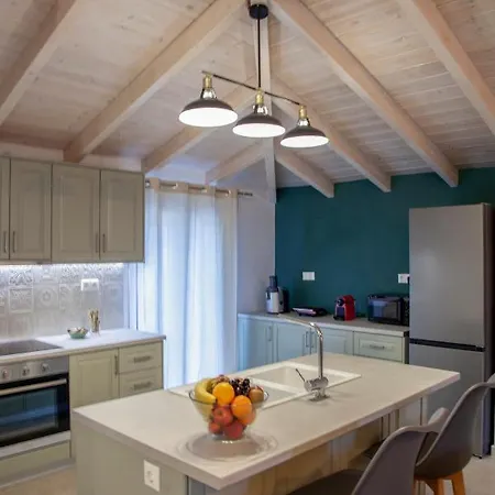 Apartment Kamari Luxury *