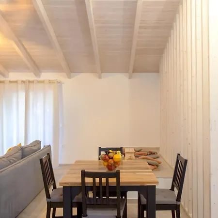 Kamari Luxury Apartment *