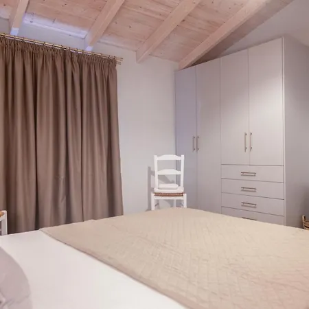 Kamari Luxury * Lefkada City